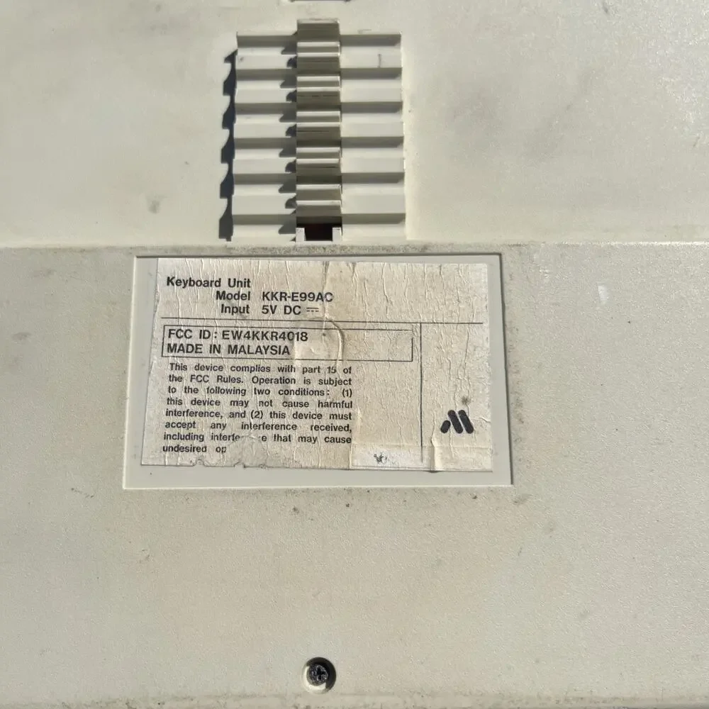 Vintage KKR-E99AC Mechanical Keyboard Made in Malaysia Untested Yellowed